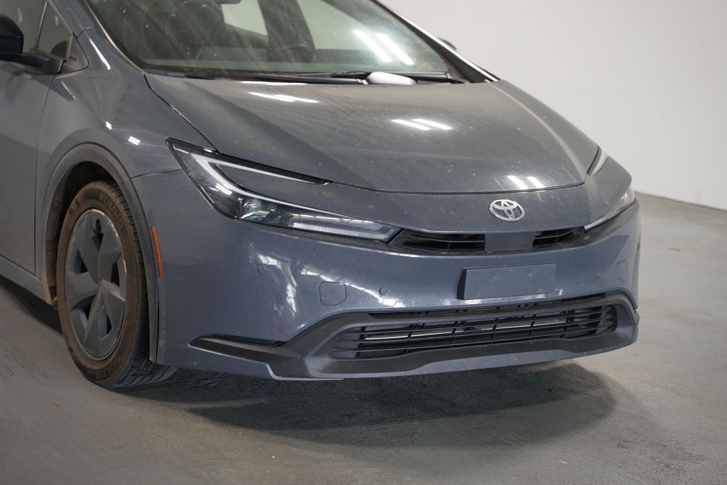 Thumbnail: 2023 Toyota Prius - 4