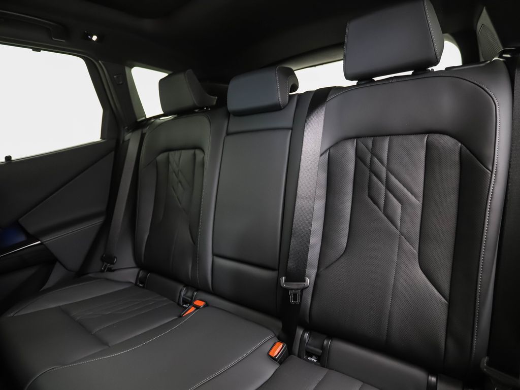 Thumbnail: 2026 BMW X3 - 23