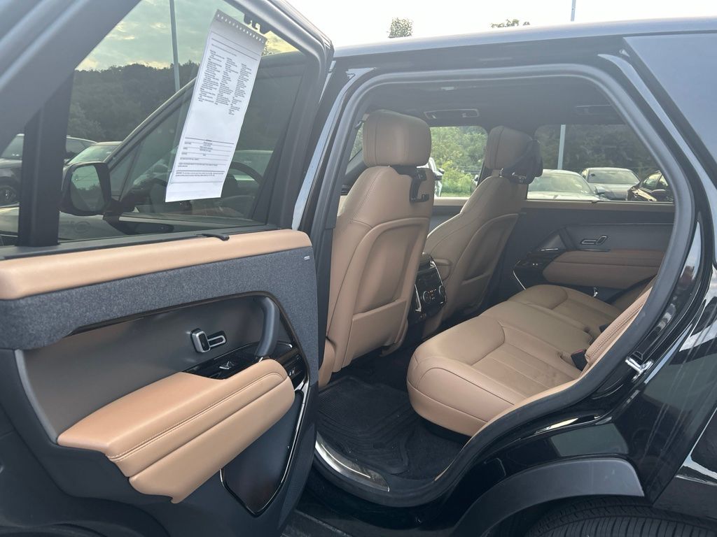 Certified Used 2025 Black Land Rover SE image 10