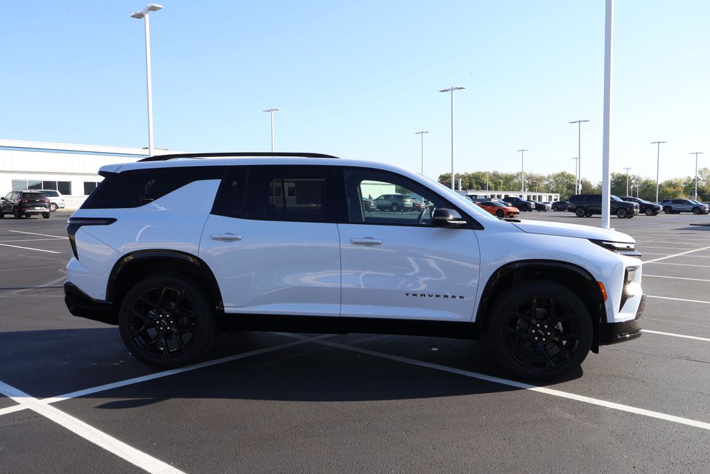 Thumbnail: 2026 Chevrolet Traverse - 9