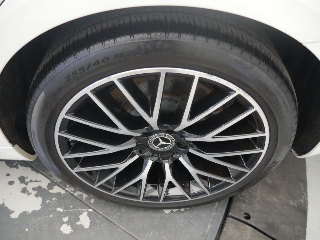 Thumbnail: 2022 Mercedes-Benz S-Class - 13