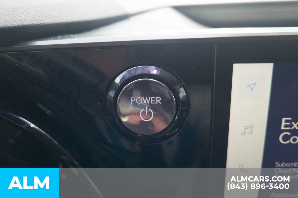 Used 2023 Ultra White Lexus 500h F SPORT Performance image 41