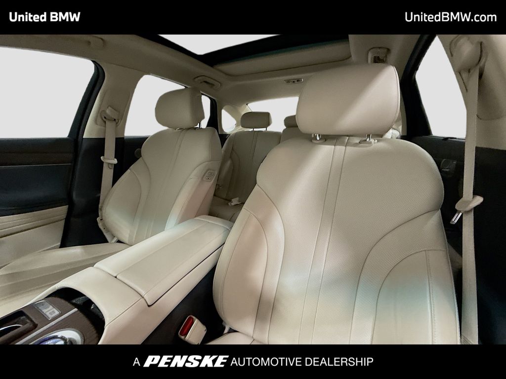 Thumbnail: 2022 Genesis G80 - 5