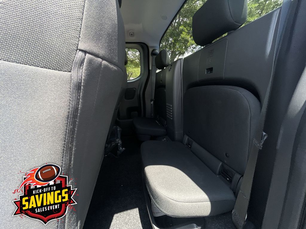 Used 2025 Nissan Frontier Truck