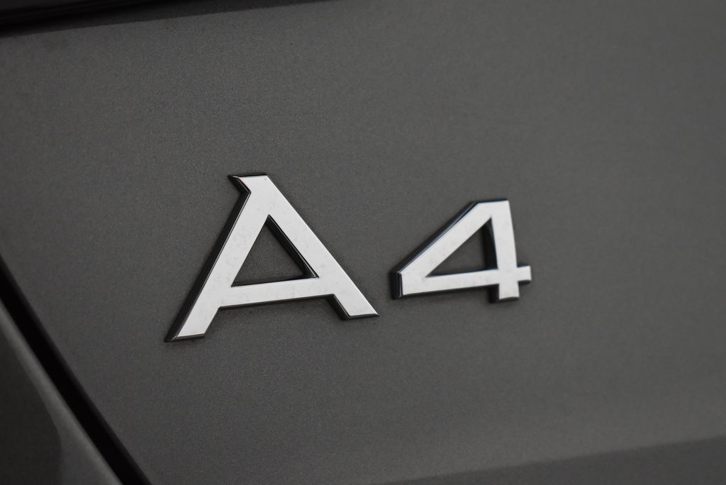 Thumbnail: 2023 Audi A4 - 9