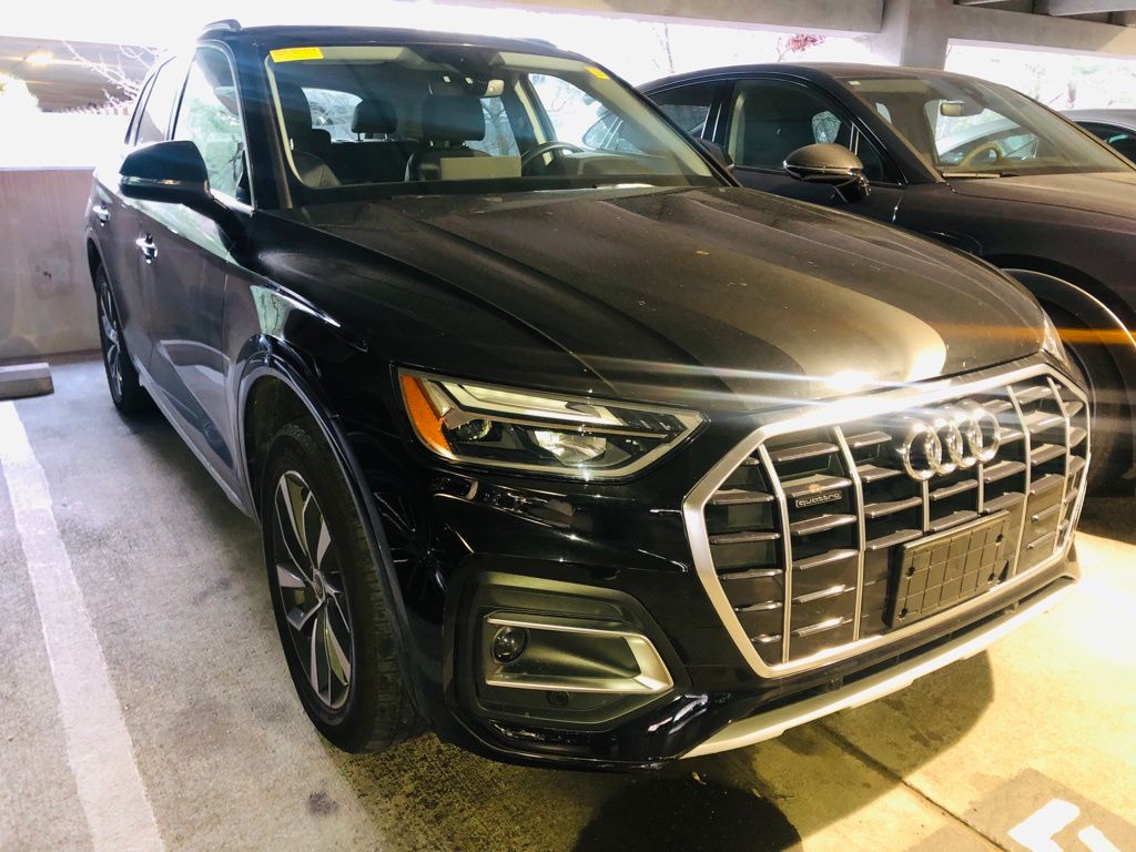 Thumbnail: 2021 Audi Q5 - 3