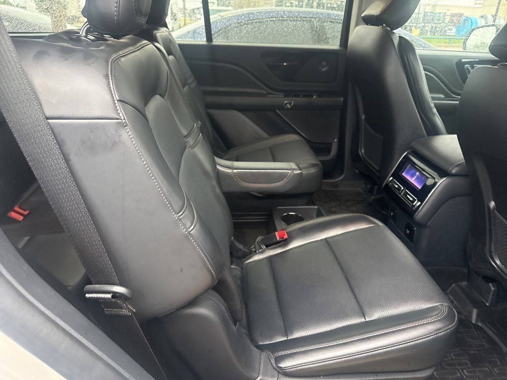 2025 Lincoln Aviator Premiere White at Gullo Toyota