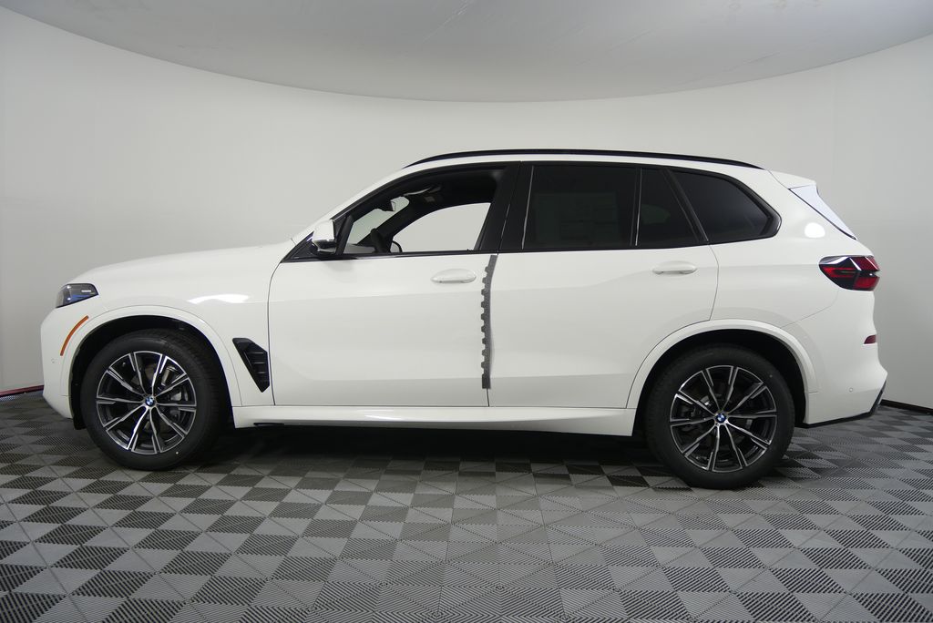 Thumbnail: 2026 BMW X5 - 6