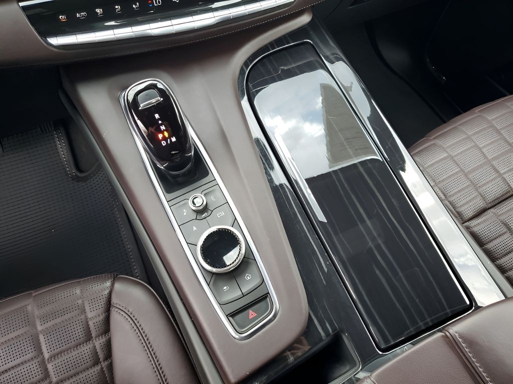 Used Car 2024 Cadillac Escalade  V-series For Sale Under $140,000 In Austin, Texas