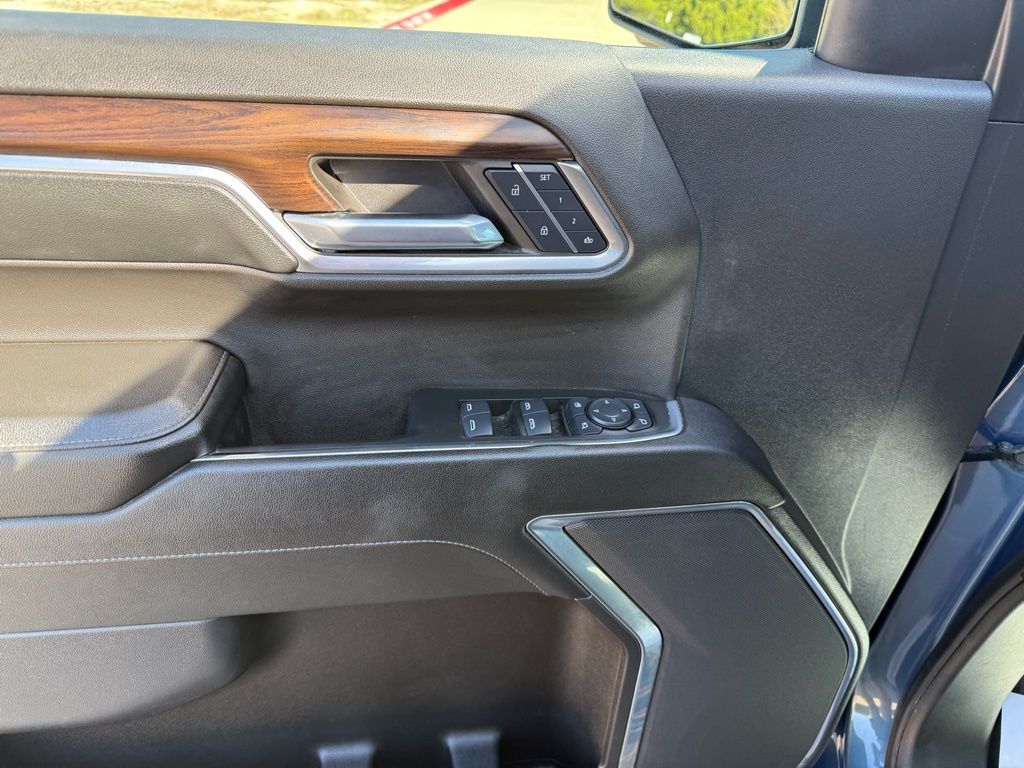 Thumbnail: 2024 GMC Sierra 1500 - 10