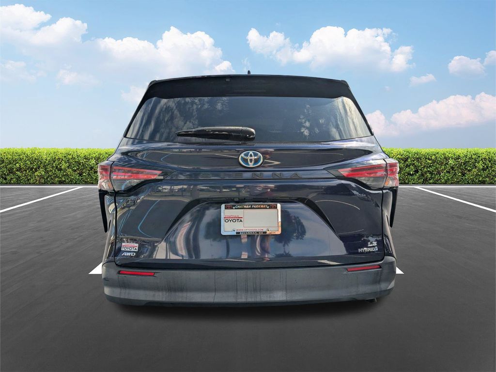 Used 2021 Toyota Sienna Van