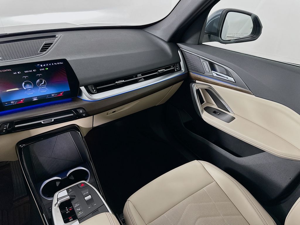 Thumbnail: 2023 BMW X1 - 23