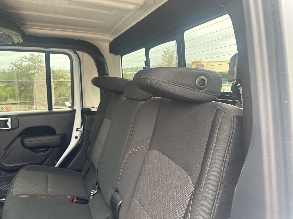 Used Car 2024 Jeep Gladiator  Mojave For Sale Under $50,000 In Austin, Texas