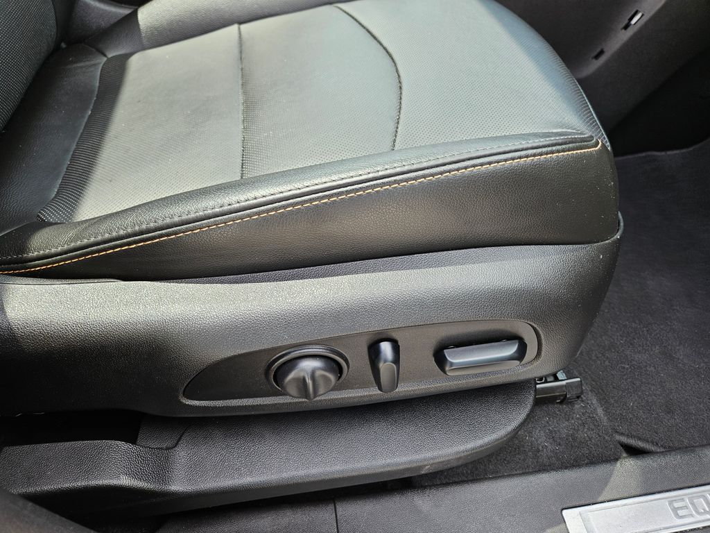 Used 2018 Chevrolet Equinox SUV