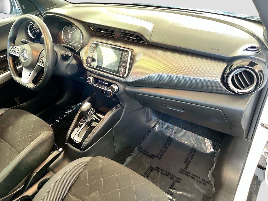 Used 2019 White Nissan SV image 26