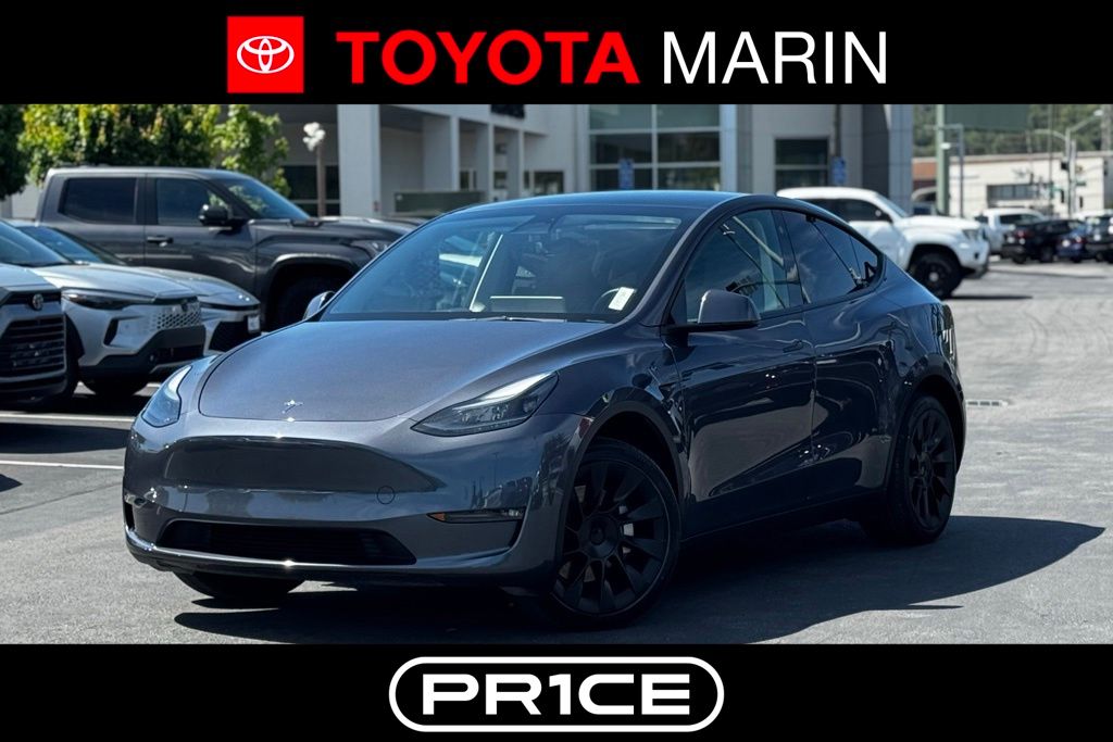 2023 Tesla Model Y Long Range Dual Motor All-Wheel Drive's photo