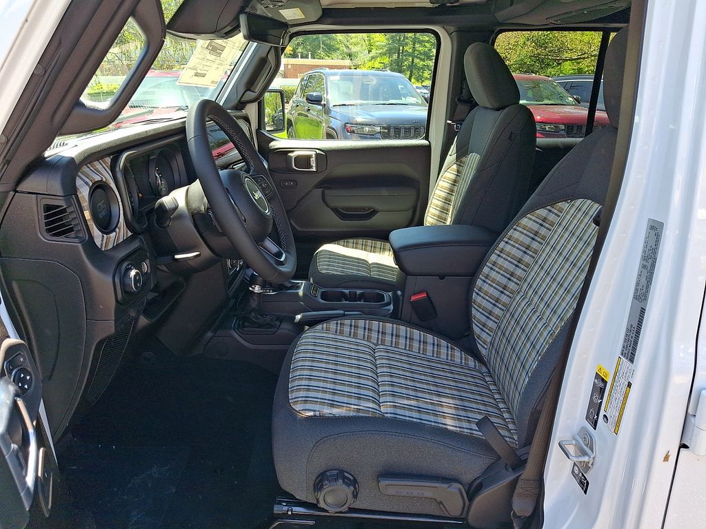 New 2026 Jeep Gladiator Truck