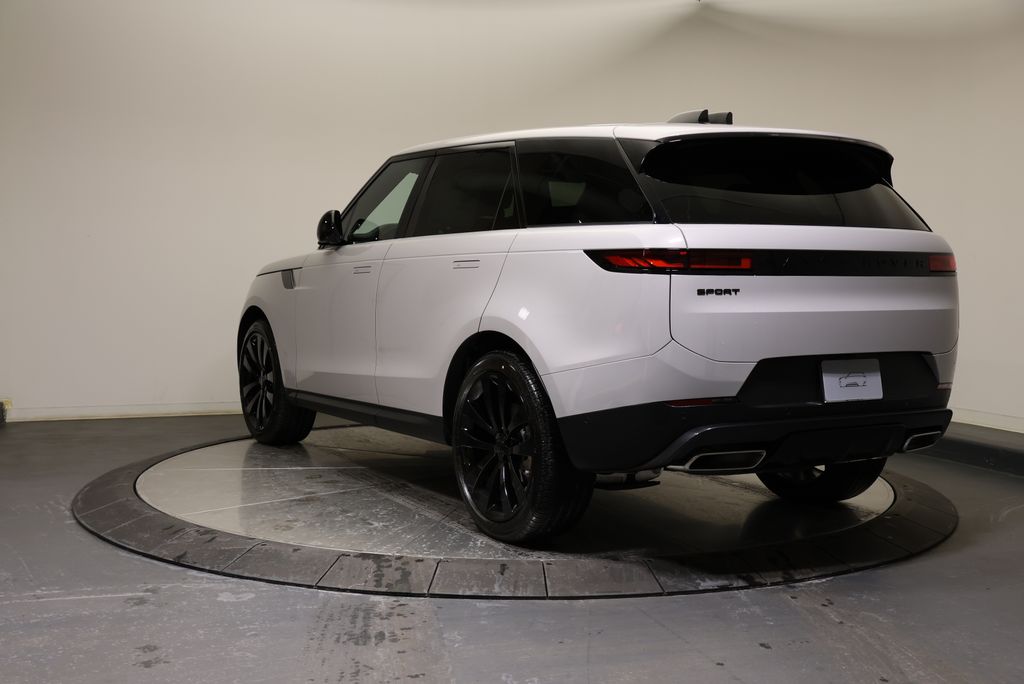 Thumbnail: 2026 Land Rover Range Rover Sport - 3