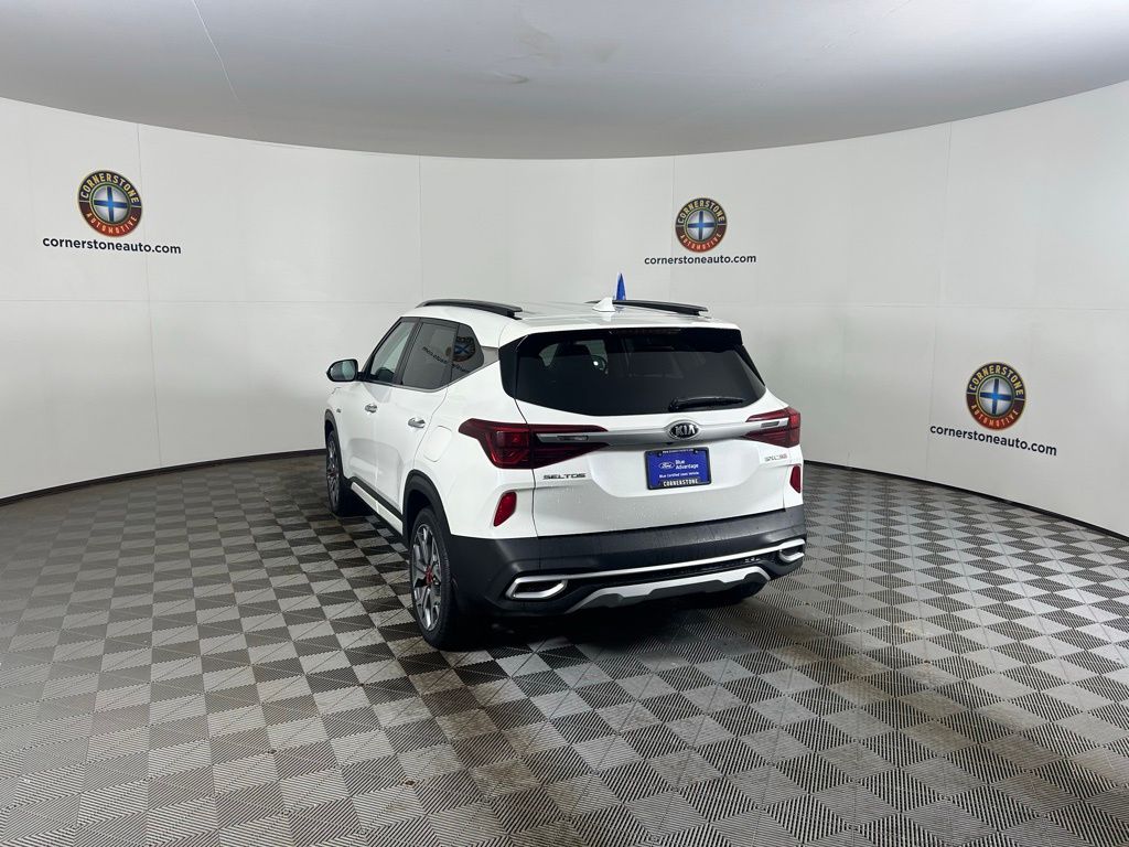 Certified Used 2021 White Kia SX image 21