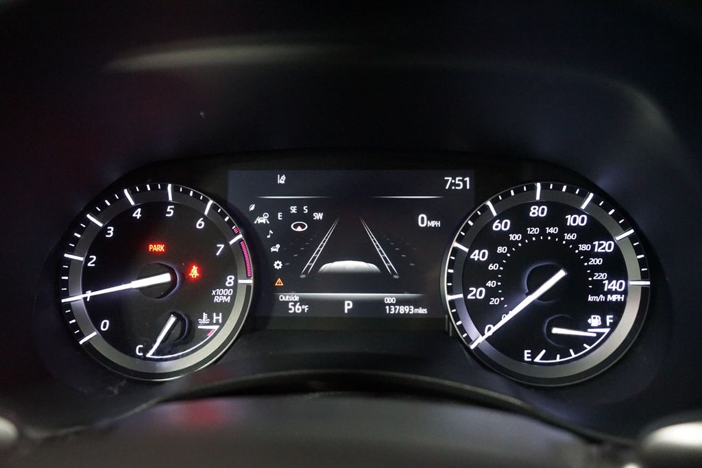 Thumbnail: 2020 Toyota Highlander - 15