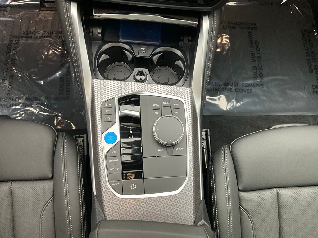 2025 BMW i4 M50 13