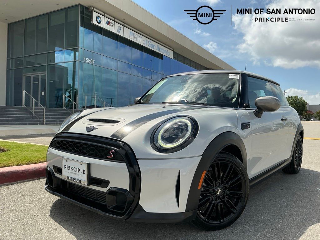 2022 MINI Cooper S 2-Door Hatchback FWD