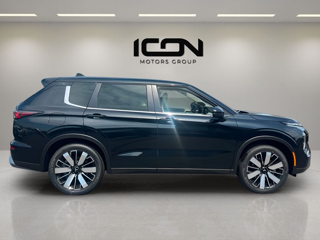New 2026 Mitsubishi Outlander SUV