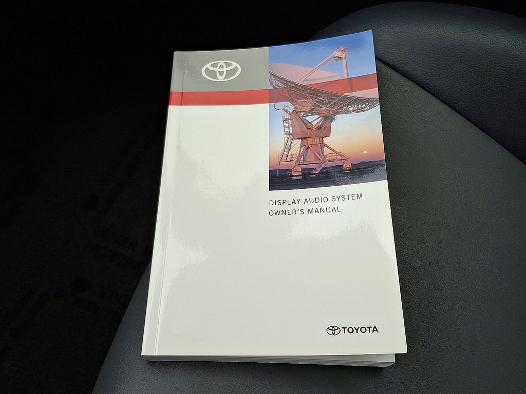 Thumbnail: 2014 Toyota Prius - 26