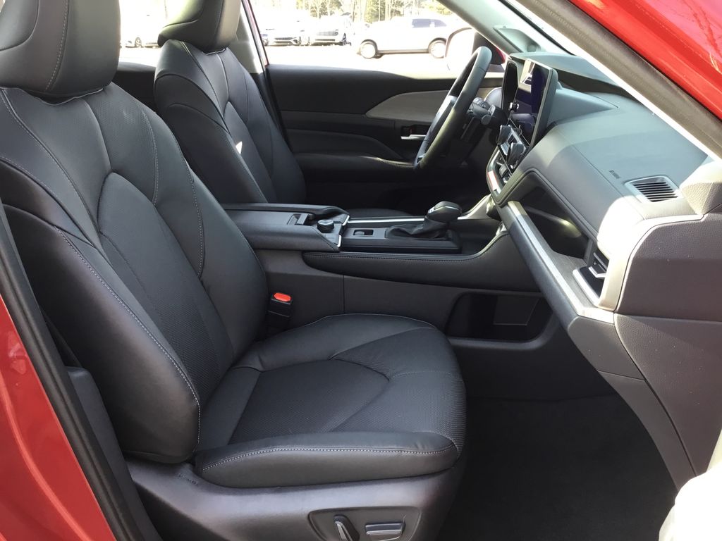 Thumbnail: 2026 Toyota Grand Highlander - 13