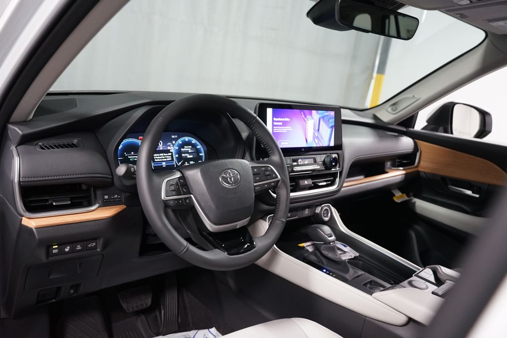 Thumbnail: 2026 Toyota Grand Highlander - 11