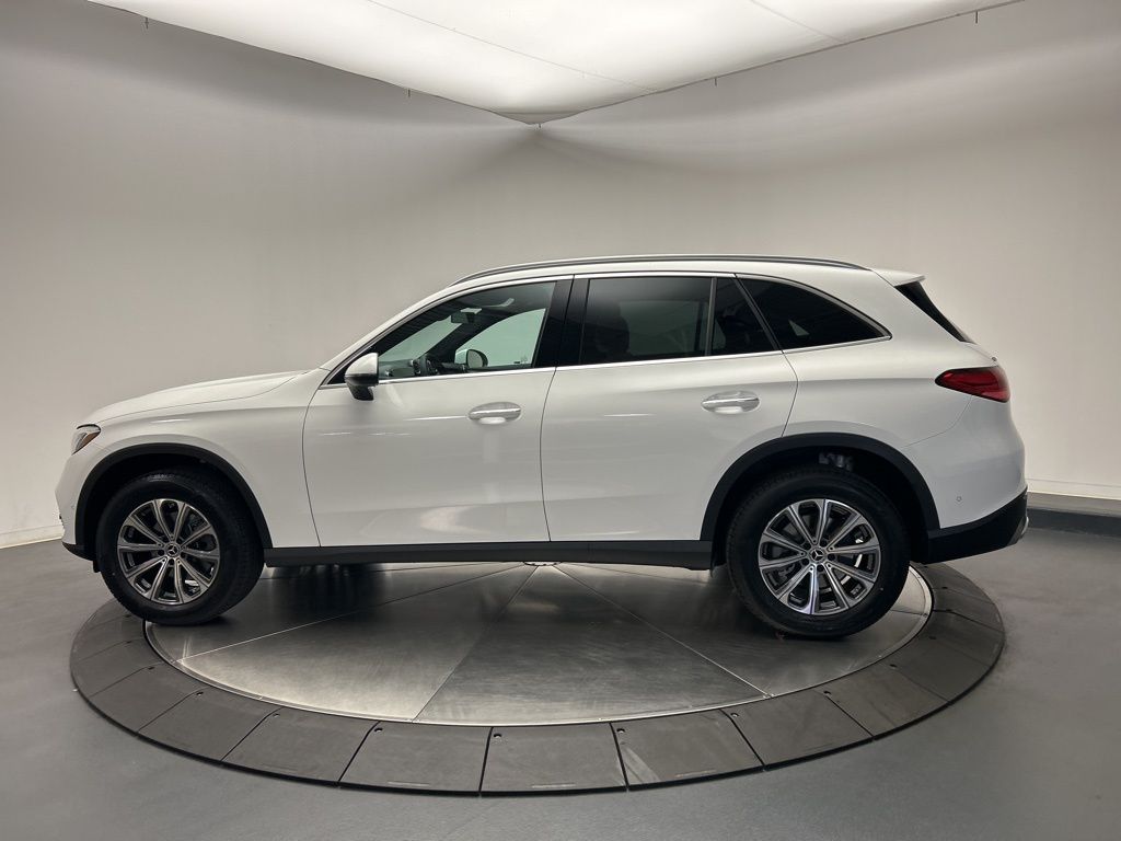 Thumbnail: 2026 Mercedes-Benz GLC - 4