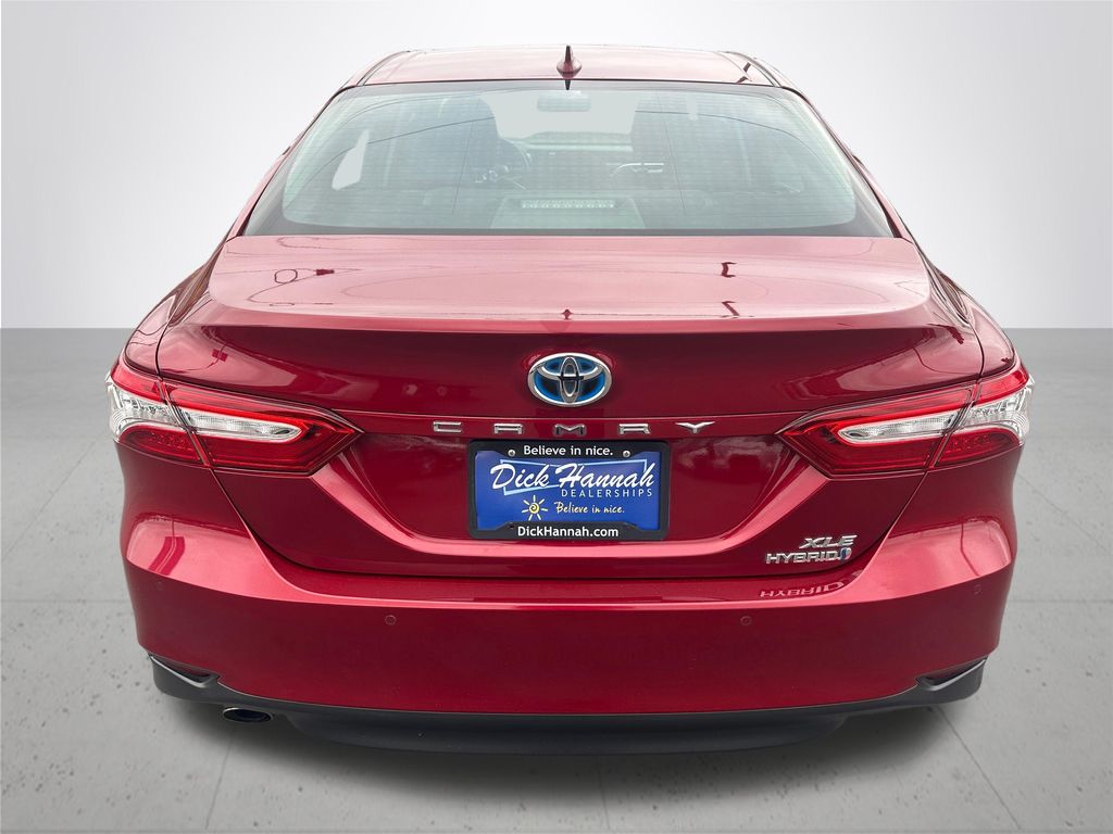 2018 Toyota Camry Hybrid XLE