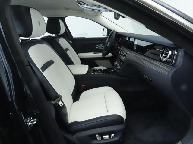 Thumbnail: 2026 Rolls-Royce Ghost - 21
