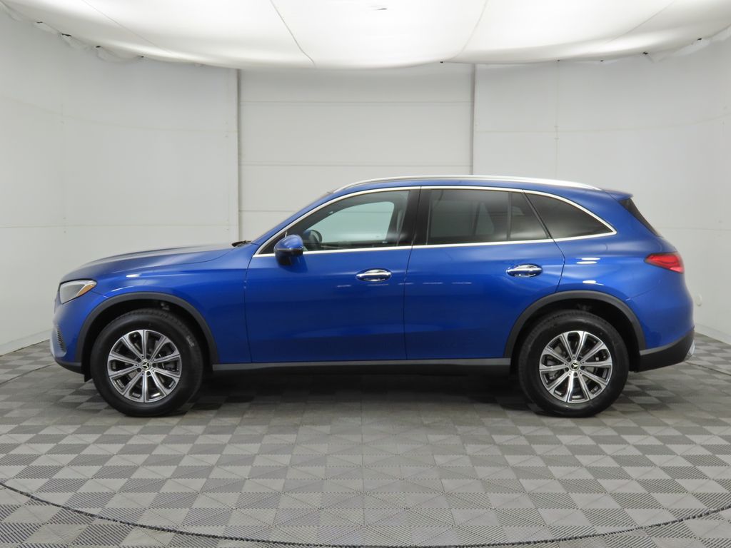 Thumbnail: 2026 Mercedes-Benz GLC - 8