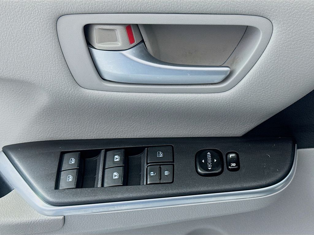 Used Car 2015 Toyota Camry  Se For Sale Under $15,000 In Austin, Texas