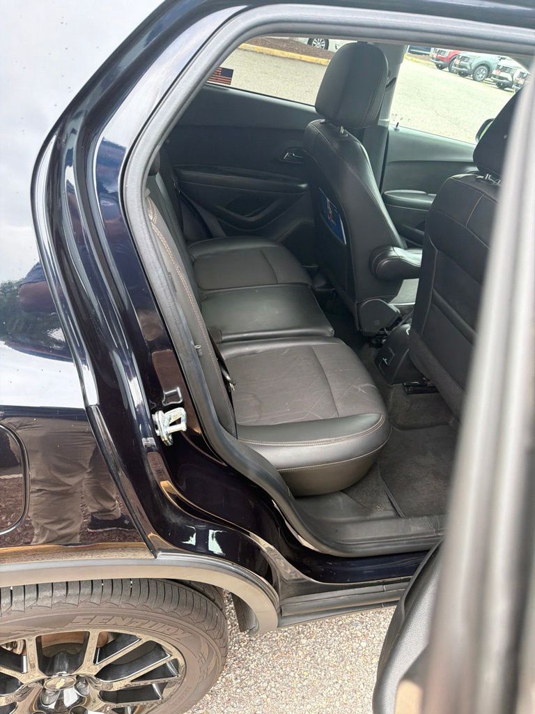 Used 2022 Blue Chevrolet LT image 11