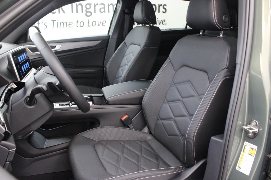 new 2026 Volkswagen Atlas Cross Sport car