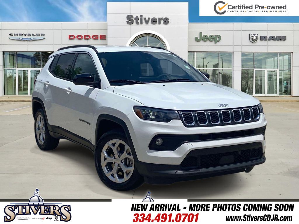Bright White Clearcoat 2024 Jeep Compass SUV / Crossover Four-Wheel Drive 8-Speed Automatic
