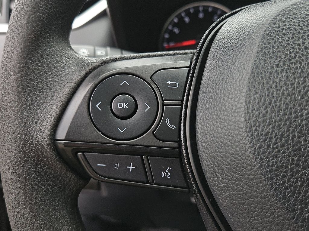 Thumbnail: 2019 Toyota RAV4 - 22