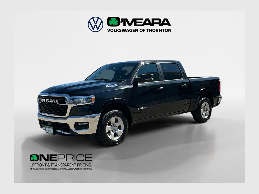 Diamond Black Crystal Pearlcoat 2025 RAM 1500 Pickup Truck Four-Wheel Drive 8-Speed Automatic