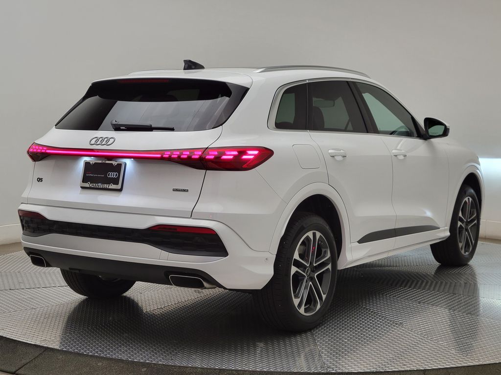 Thumbnail: 2025 Audi Q5 - 5