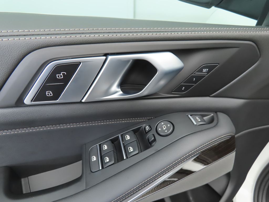 Thumbnail: 2024 BMW X5 - 23