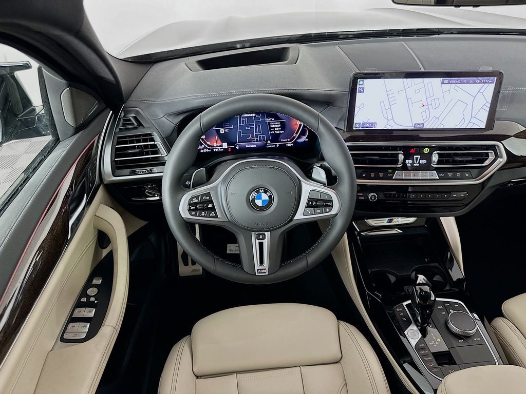 Thumbnail: 2025 BMW X4 - 19