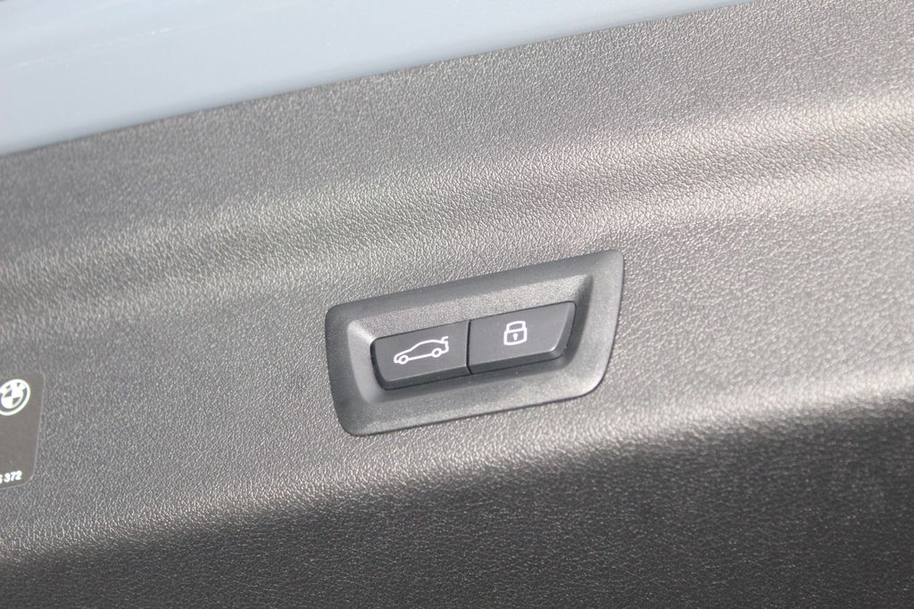 2026 BMW X1 28i - Photo 8