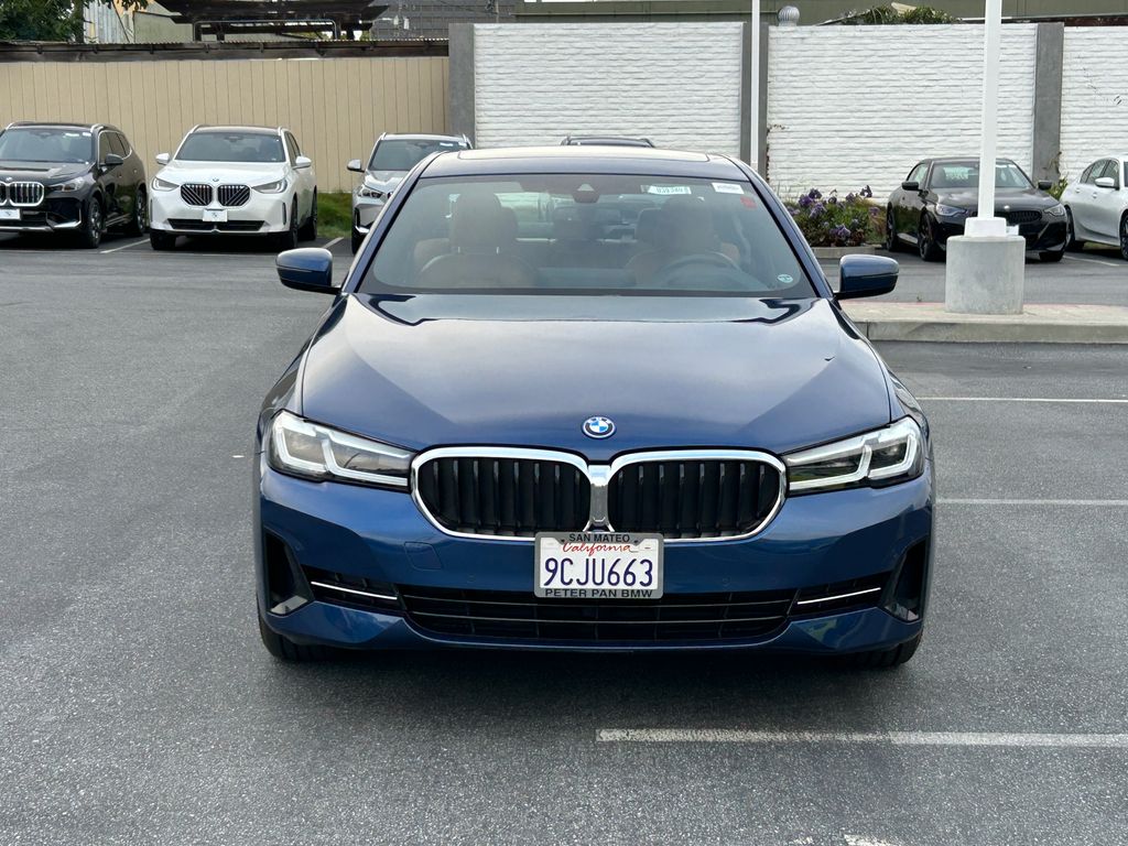 Thumbnail: 2022 BMW 5 Series - 8