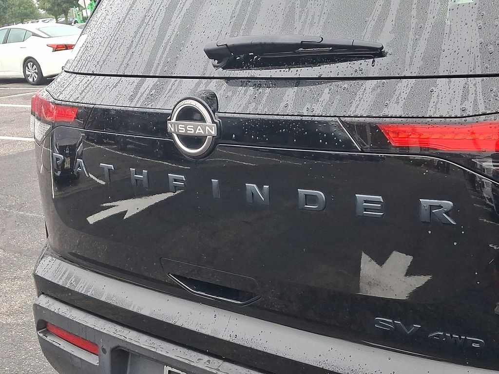 Thumbnail: 2022 Nissan Pathfinder - 30