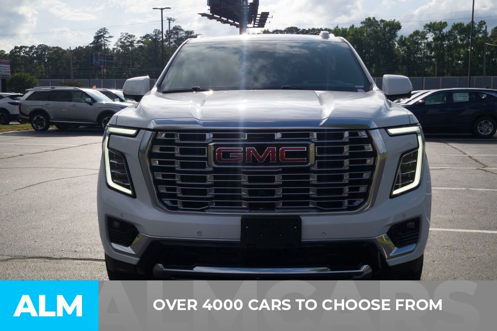 Used 2025 White GMC Denali image 2