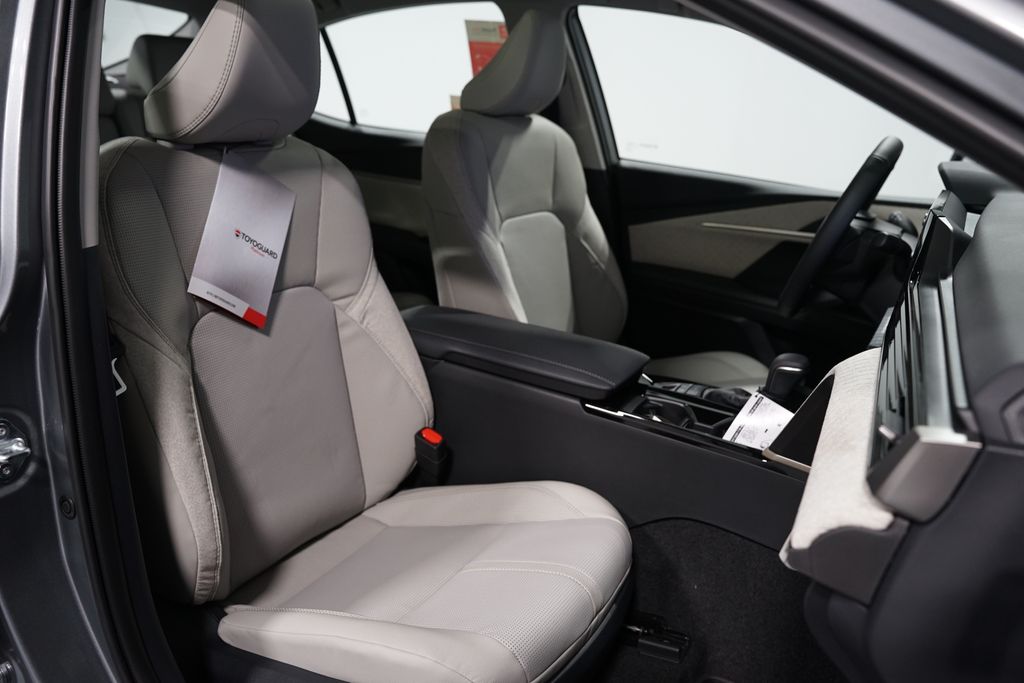 Thumbnail: 2025 Toyota Camry - 28
