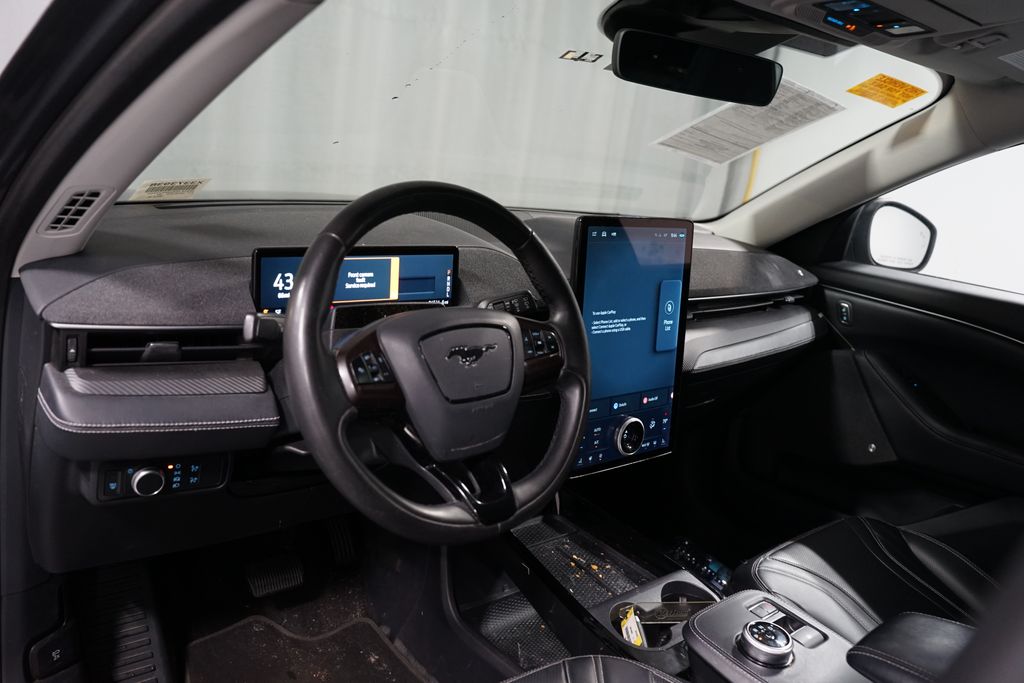 Thumbnail: 2021 Ford Mustang Mach-E - 7