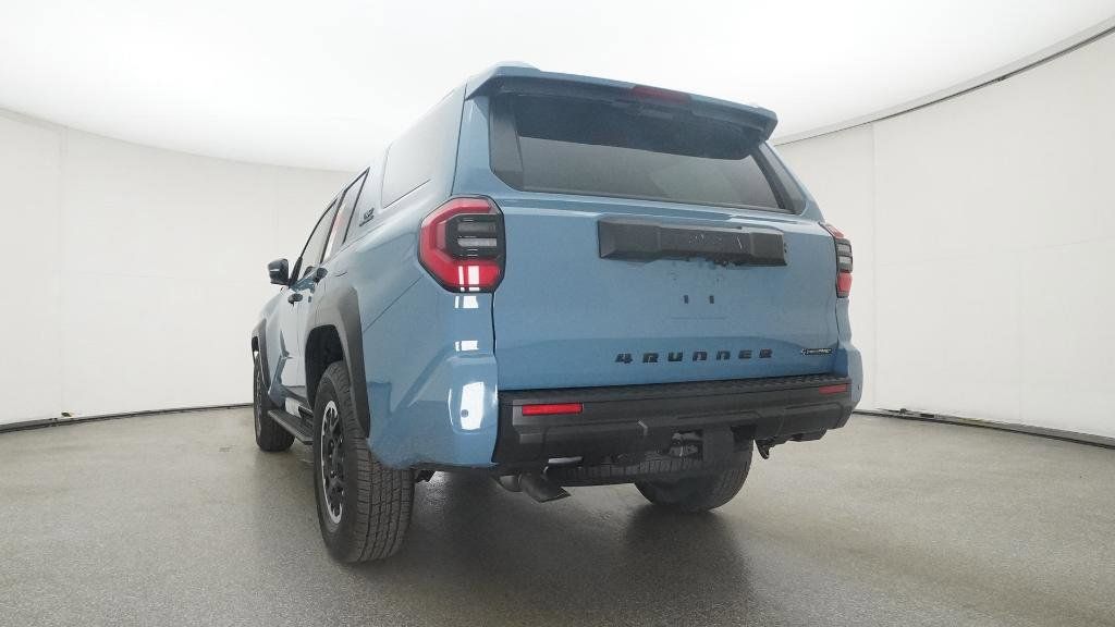 Thumbnail: 2025 Toyota 4Runner - 9
